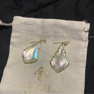 Kendra Scott Alex Ivory Pearl Shell Drop earring Gold Tone